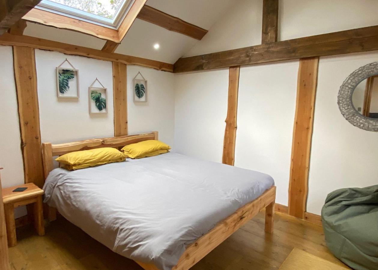 Florence Springs Glamping Gumfreston ภายนอก รูปภาพ
